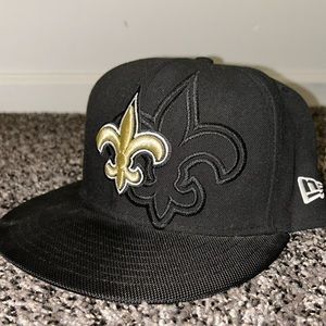 New Era fitted / size (7 1/2) / New Orleans Saints